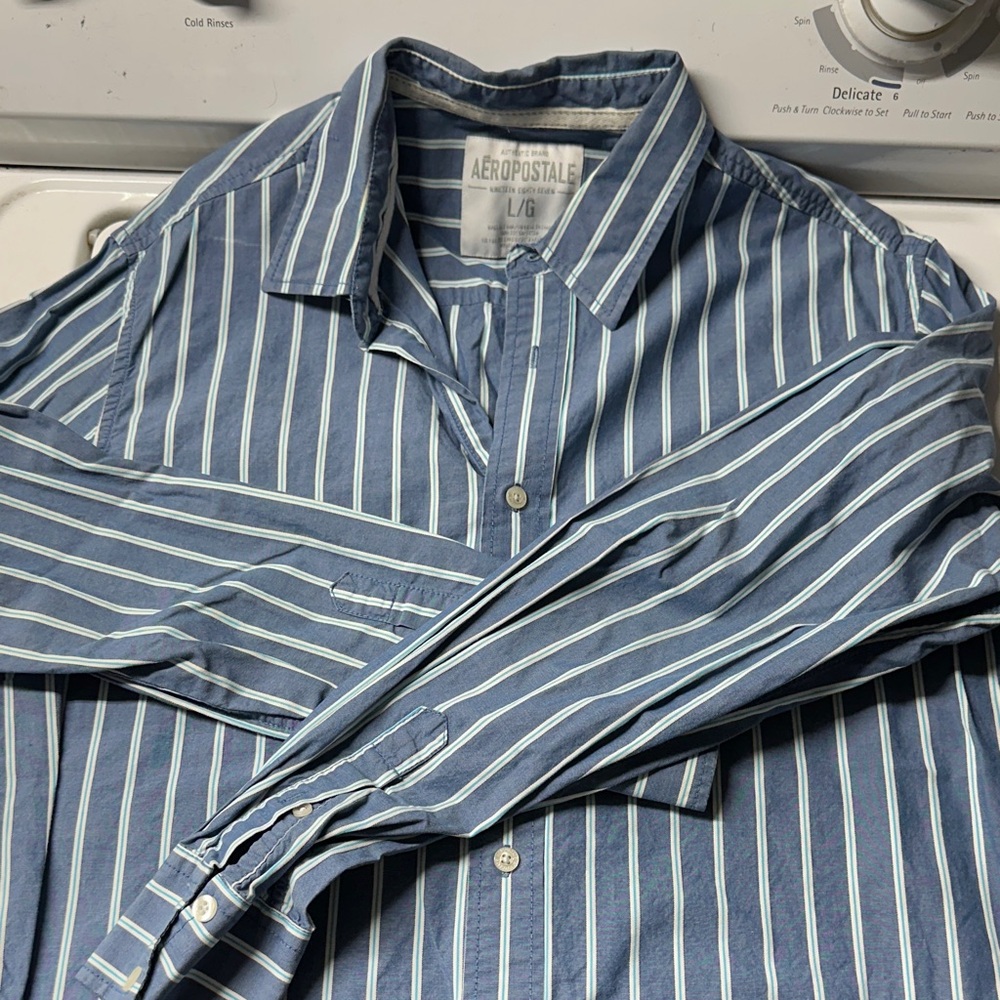 Aeropostale Men's Casual Blue and White Striped Shirt